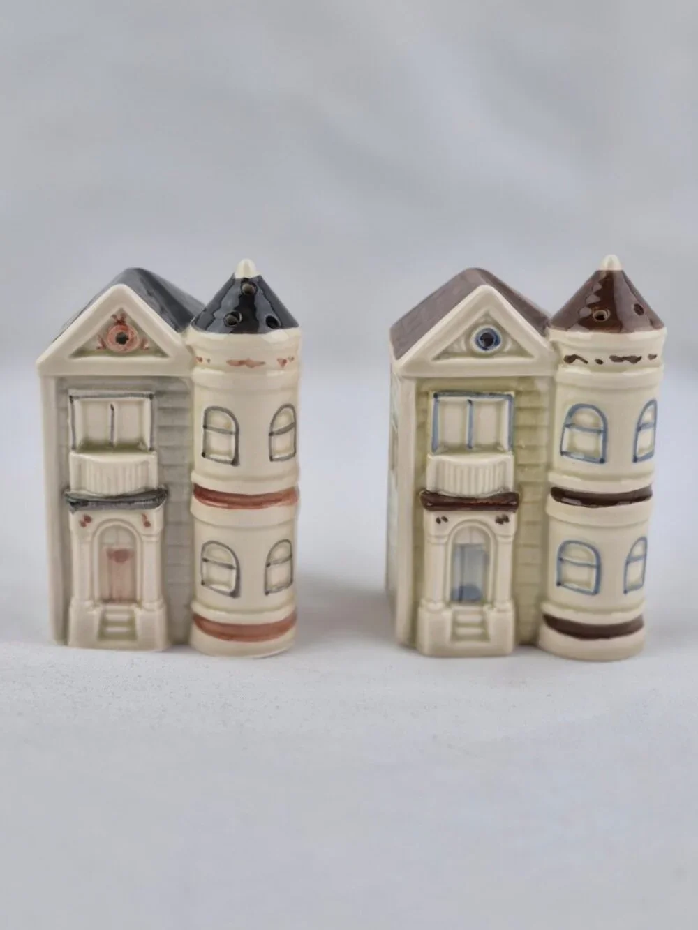Vintage Otagiri Victorian House Salt & Pepper Shaker Set Made in Japan
